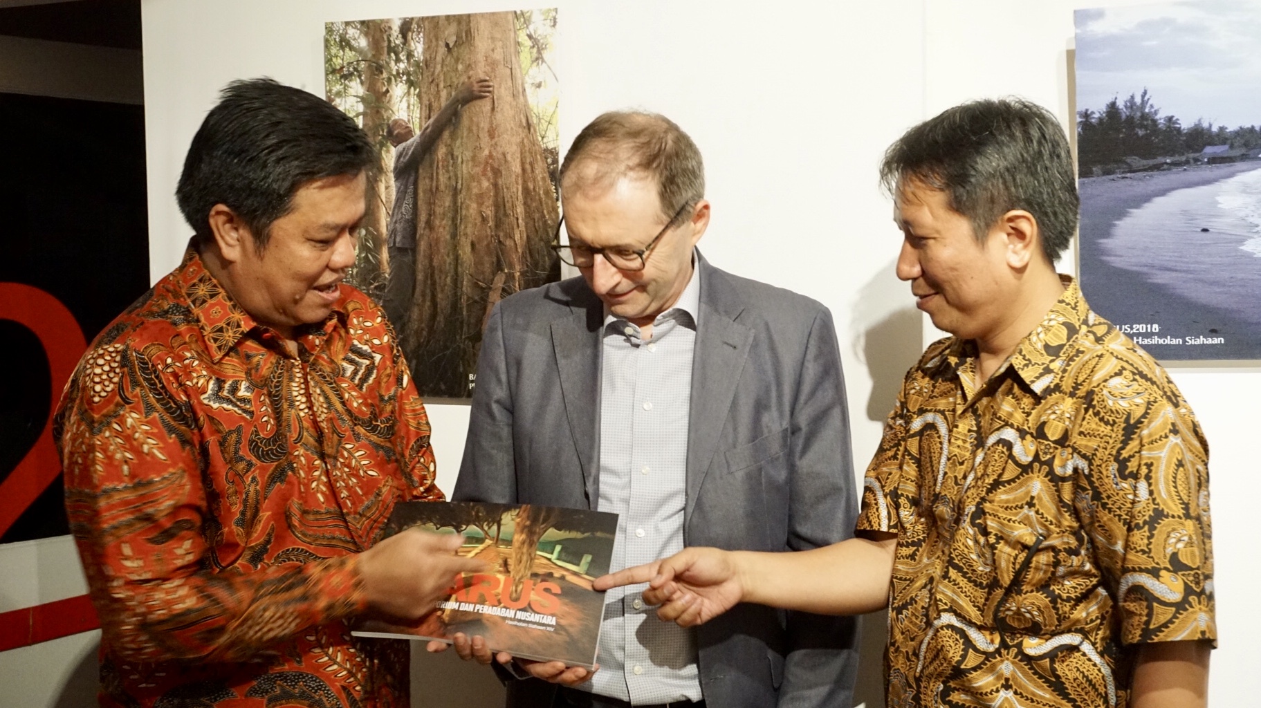 Discussion about Print Quality of Iridesse Production Press